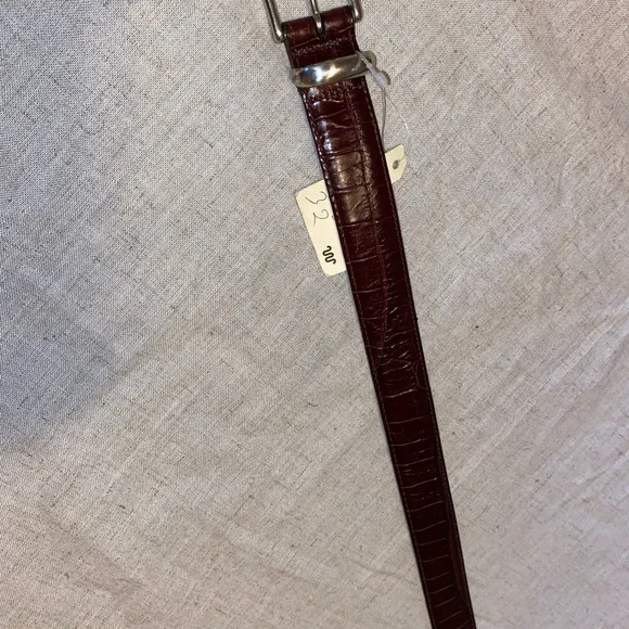 King Ranch Brown Leather Belt with Silver Buckle - Picture 3 of 7
